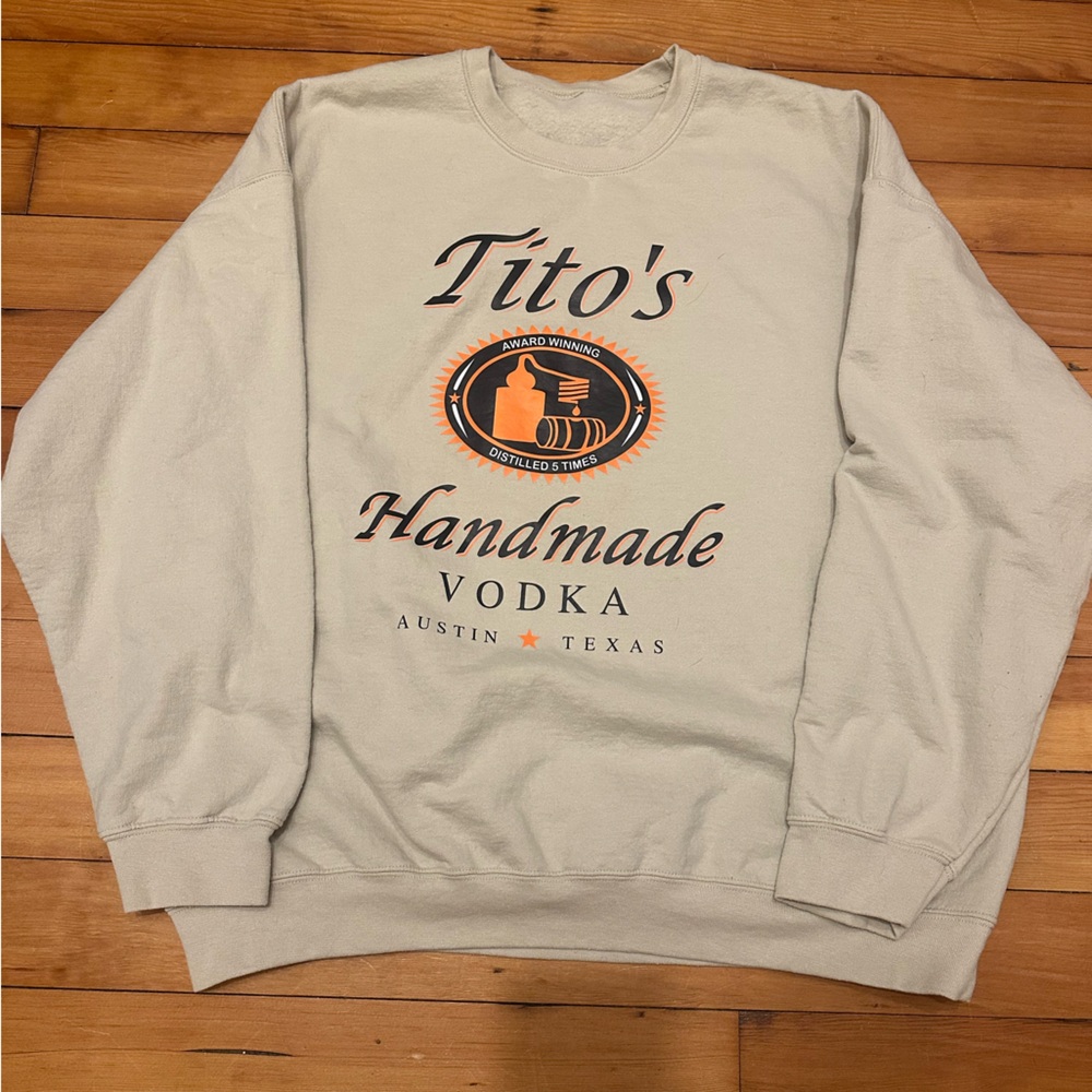 Cream Sweatshirt